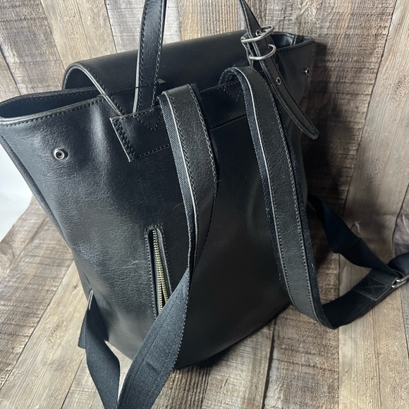 Matt & Nat Black Vegan leather Backpack - Picture 8 of 16